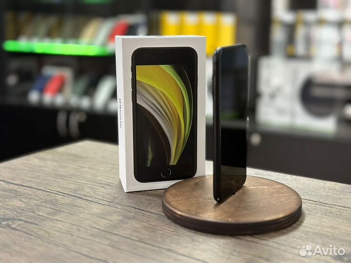 iPhone SE 2020 / Рассрочка