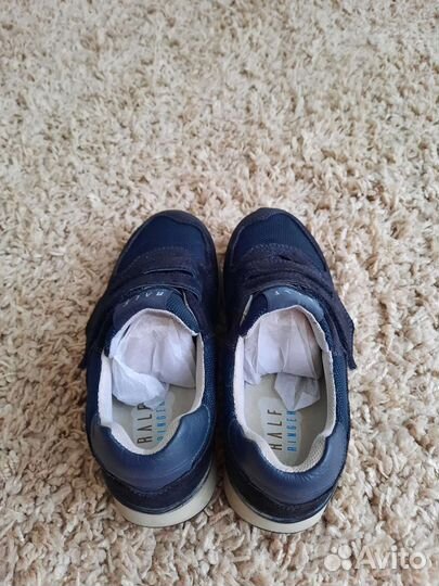 Кроссовки детские
