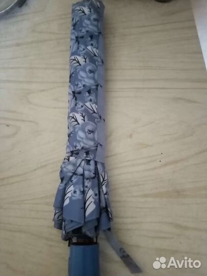 Продам женский зонтик