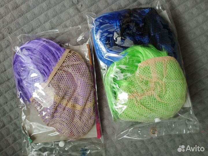 Парик карнавальный