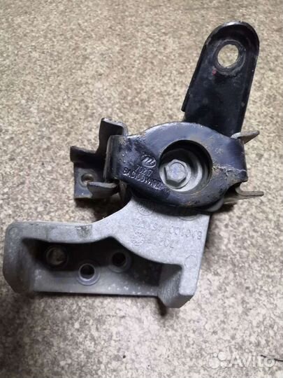 Подушка двигателя Lifan Solano II