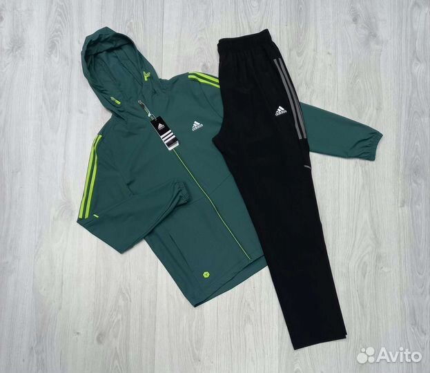 Спортивные костюмы