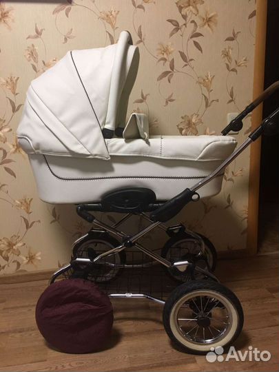Коляска детская Navington Caravel