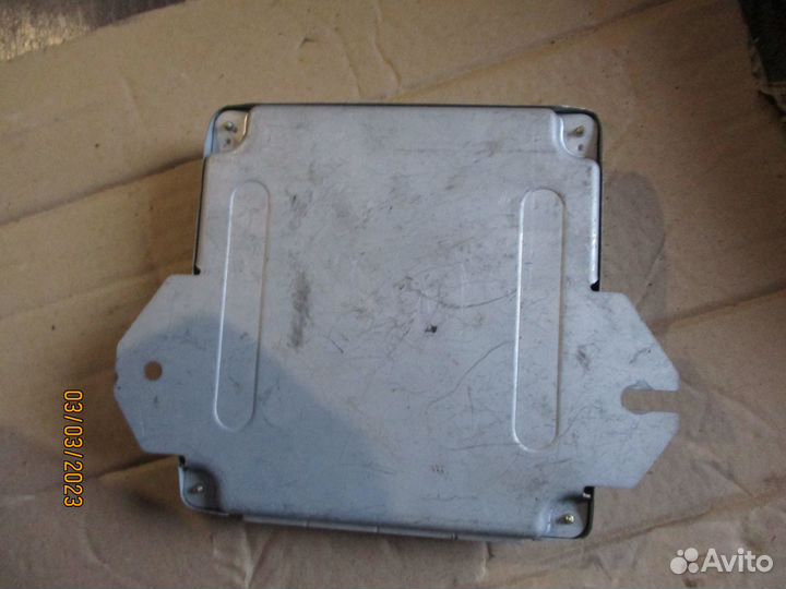 Эбу двигателем outback B13 2003-2009 2.5