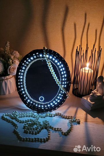 Зеркало настольноe