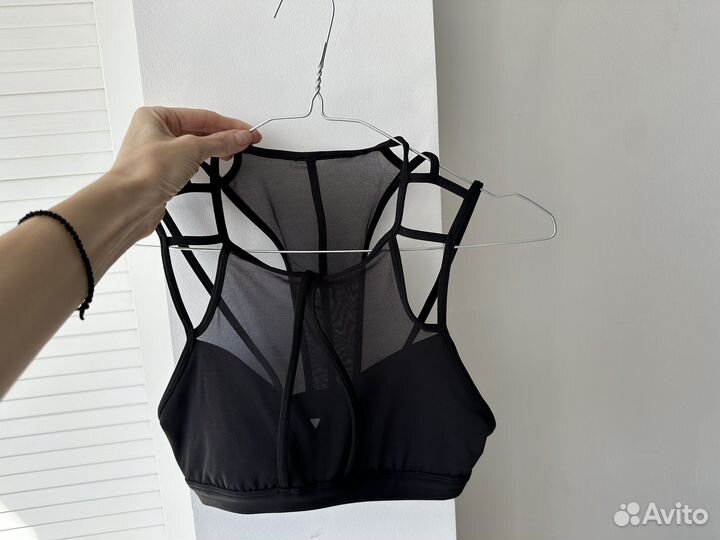 Топ женский reebok оригинал xs