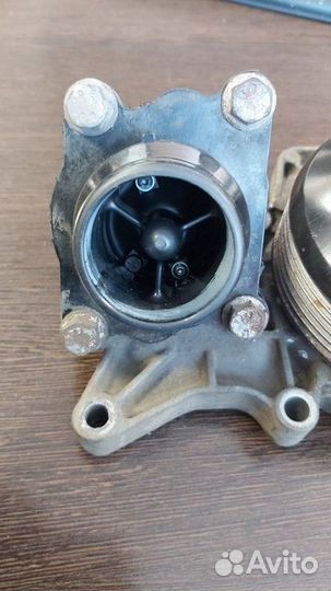 Помпа водяная Bmw X3 2.0D E83 N47 2009