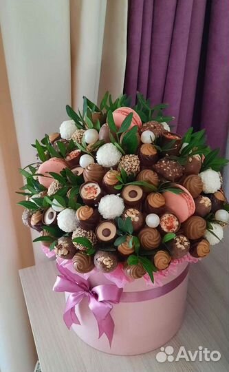 Букет в шляпной коробке, съедобный букет