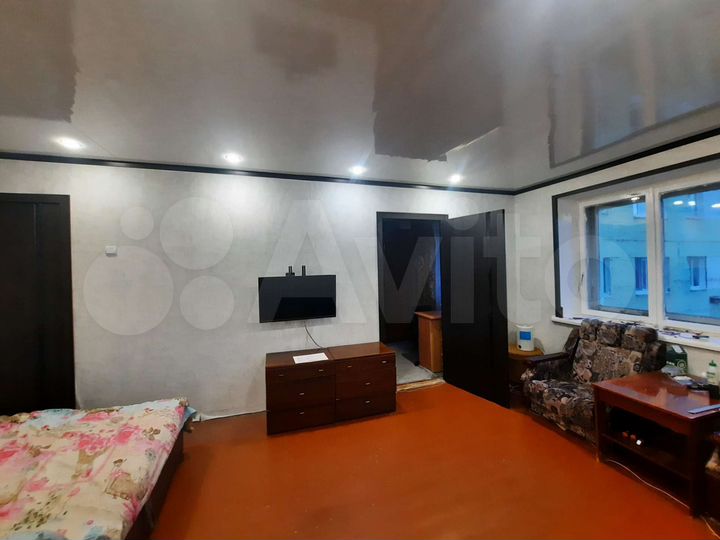 2-к. квартира, 43 м², 3/5 эт.