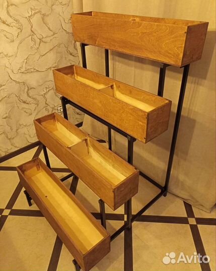 Вертикальная клумба