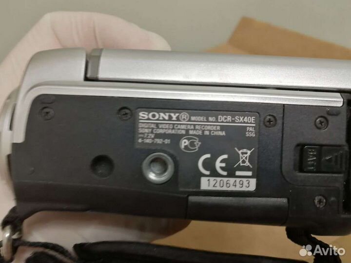 Видеокамера Sony handycam DCR-SX40E