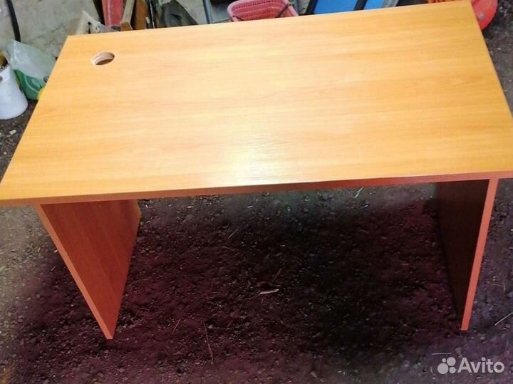 Стол, компьютерный стол