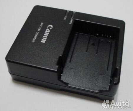 Новое Устройство зарядное Canon LC-E8C (LP-E8)