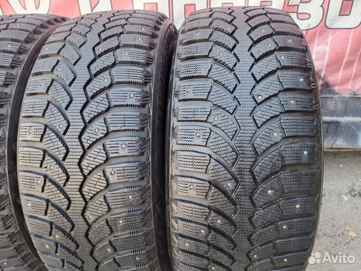 Bridgestone Blizzak Spike-02 SUV 245/50 R20