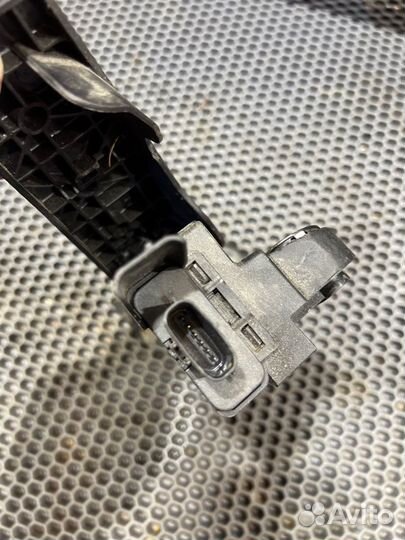 Педаль газа Kia Optima 4 JF G4ND 2.0 2017