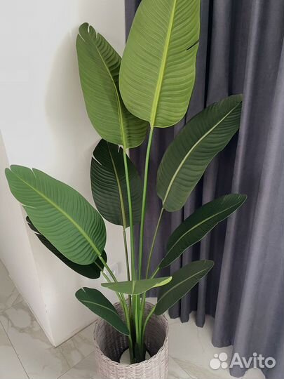 Искусственные цветы большие