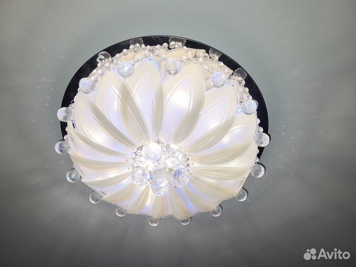 Люстра Буше с пультом