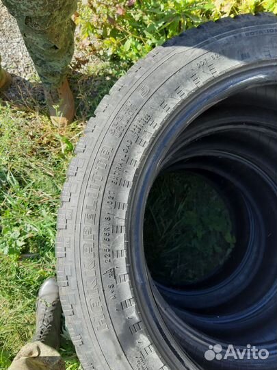 Nokian Tyres Hakkapeliitta 5 255/55 R18