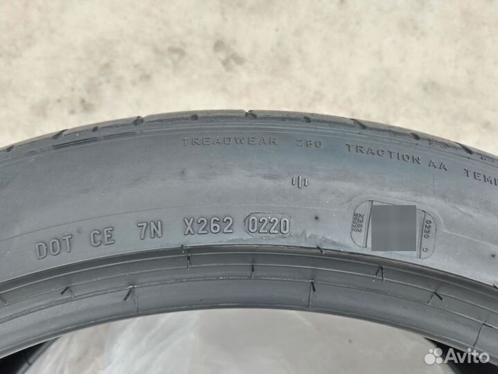 Pirelli P Zero 275/40 R22 и 315/35 R22 111Y