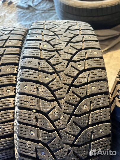 Bridgestone Blizzak Spike-02 185/65 R15