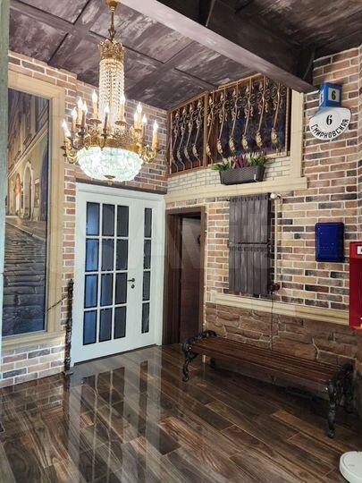 2-к. квартира, 108 м², 9/9 эт.