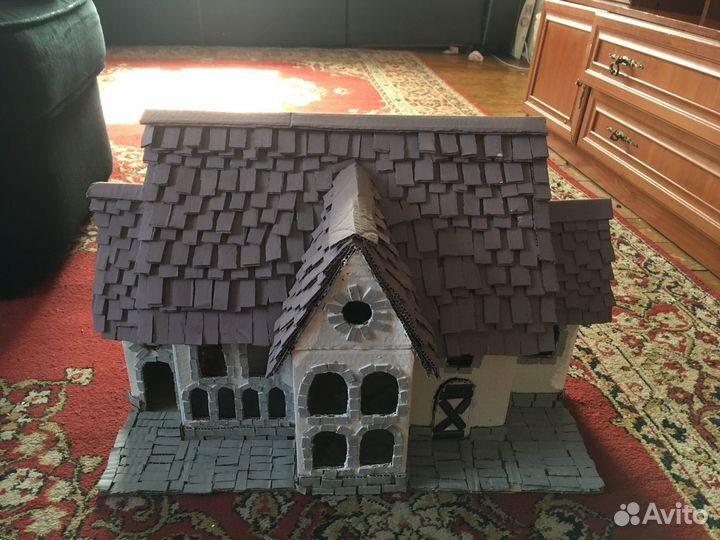 Дом из картона