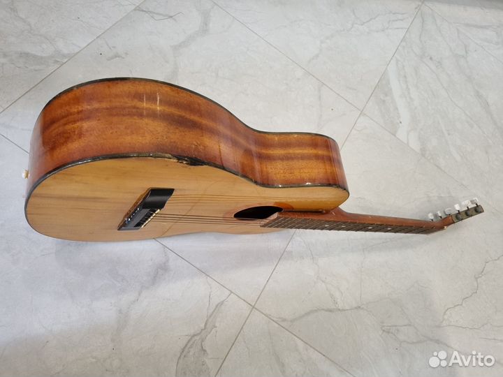 Гитара советская шестиструнная