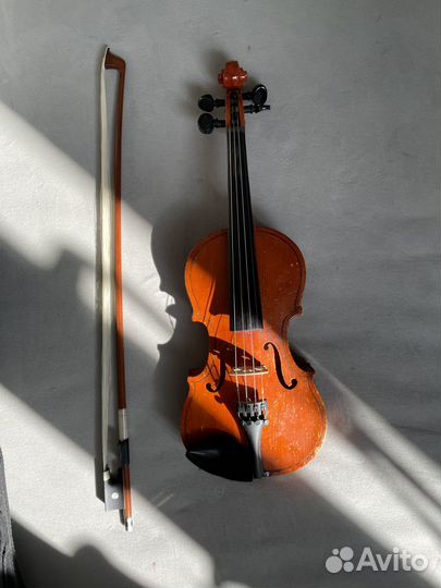 Скрипка 1/8 из магазина 