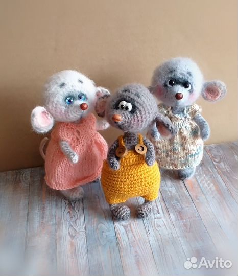 Вязаные игрушки ручной работы
