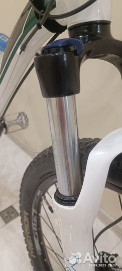 Вилка suntour xcm hlo 26-27.5