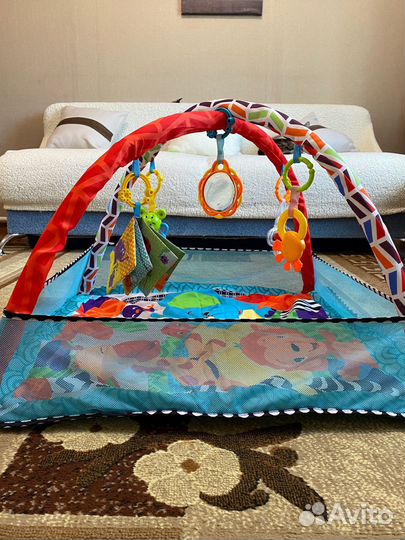 Развивающий коврик