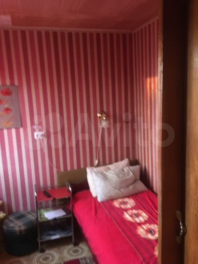 Комната 28 м² в 2-к., 3/3 эт.