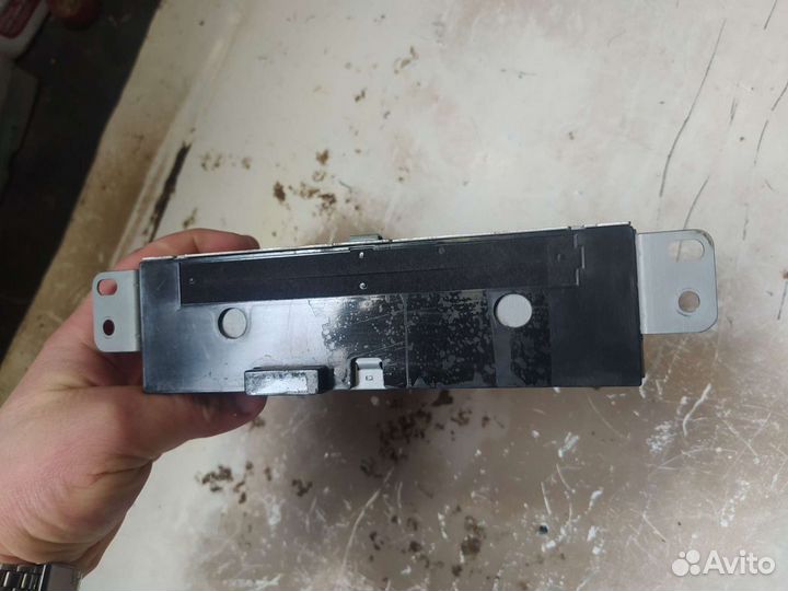 Штатная магнитола citroen C4 B7 2010-2015