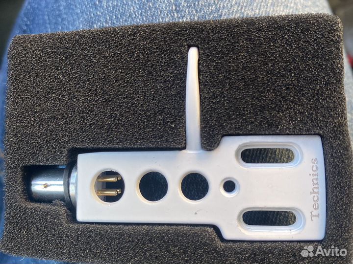 Шелл с проводами для винилового проигрывателя