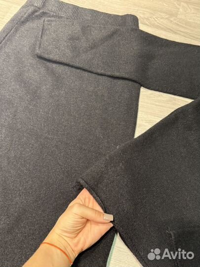 Зимний теплый костюм юбка + свитер, черного цвета