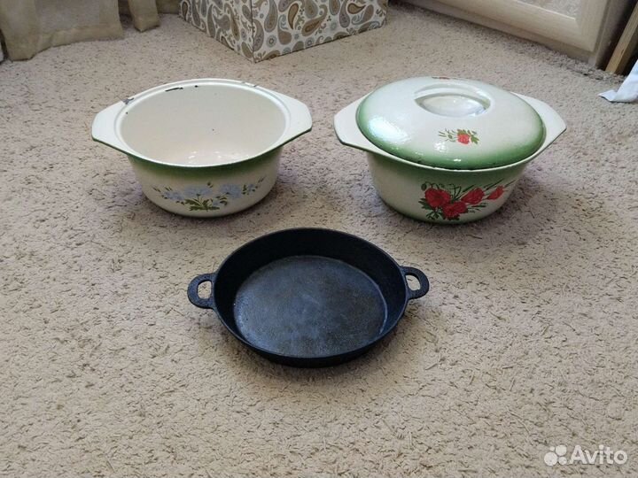 Сковорода,казан,сатейник эмалированный чугуный