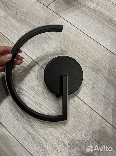 Настенный светильник