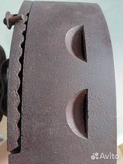Утюг старинный угольный с поддувом