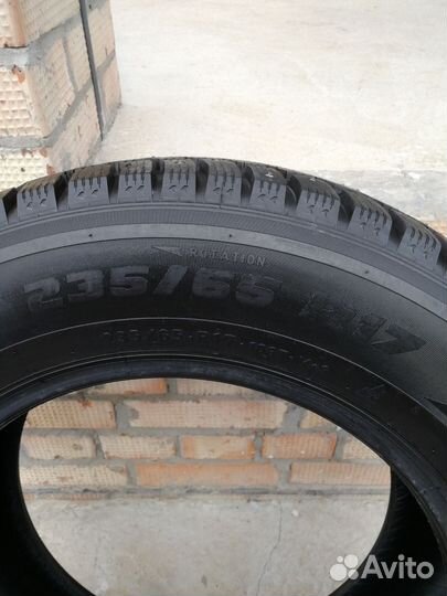 Pirelli Formula Ice 235/65 R17 108T