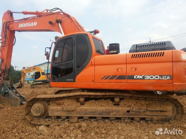 Услуги гусеничного экскаватора