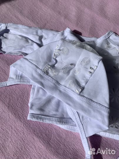 Комплект на выписку для новорожденных новый