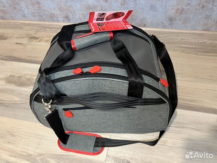 Переноска для домашних животных от компании Kong