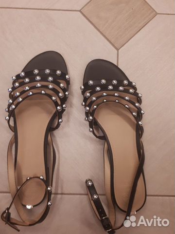 Сандалии Guess