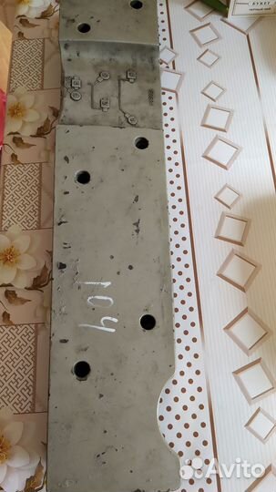 Крышка двигателя гбц w 124 Mercedes