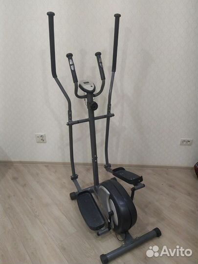 Эллиптический тренажер
