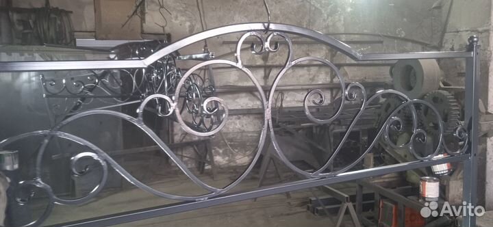 Оградки на кладбище