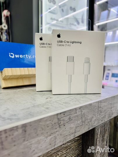 Кабель lightning USB - C