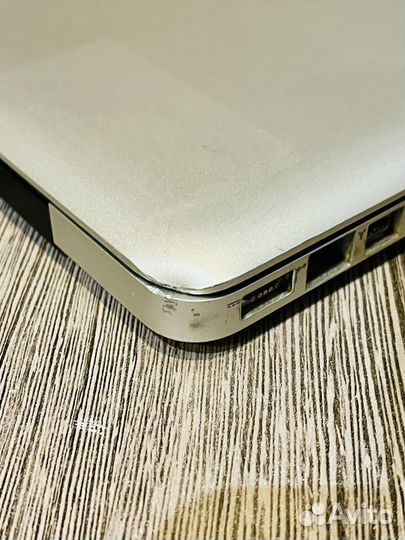 Apple MacBook Pro 13 i5 12gb SSD