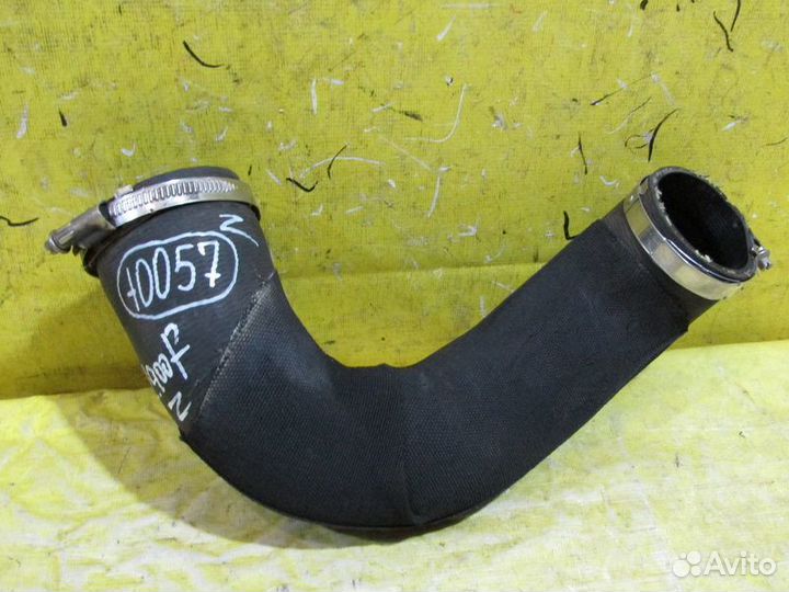 Патрубок интеркулера Audi A6 (С7) 11-18г 10057