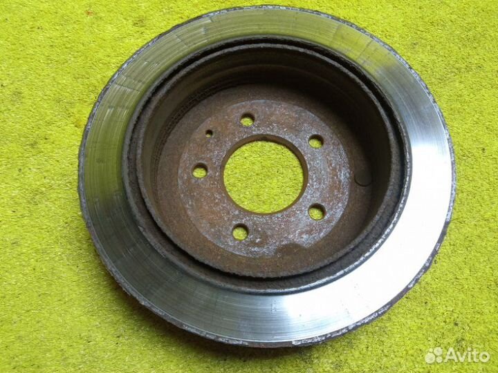 Тормозной диск задний левый Mazda Mpv lvlr WLT